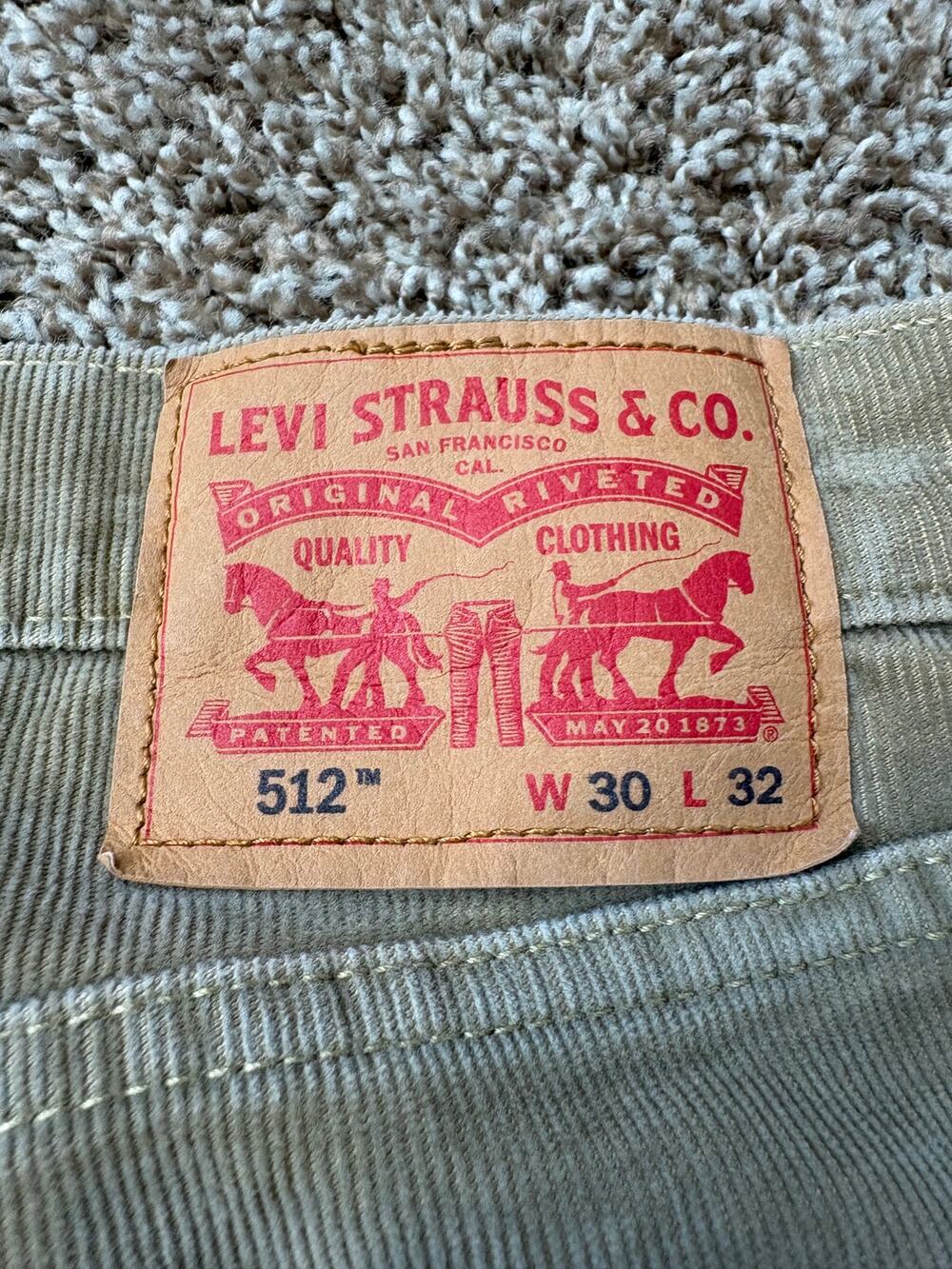 Levi's 512 Slim Tapered Fit Corduroy Pants Mens Size 30x32 Tan